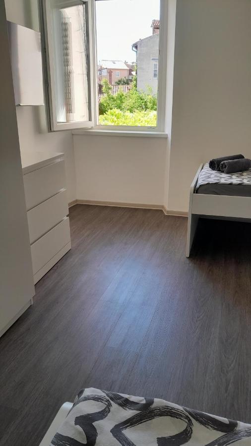 Apartma Ana Koper Bagian luar foto